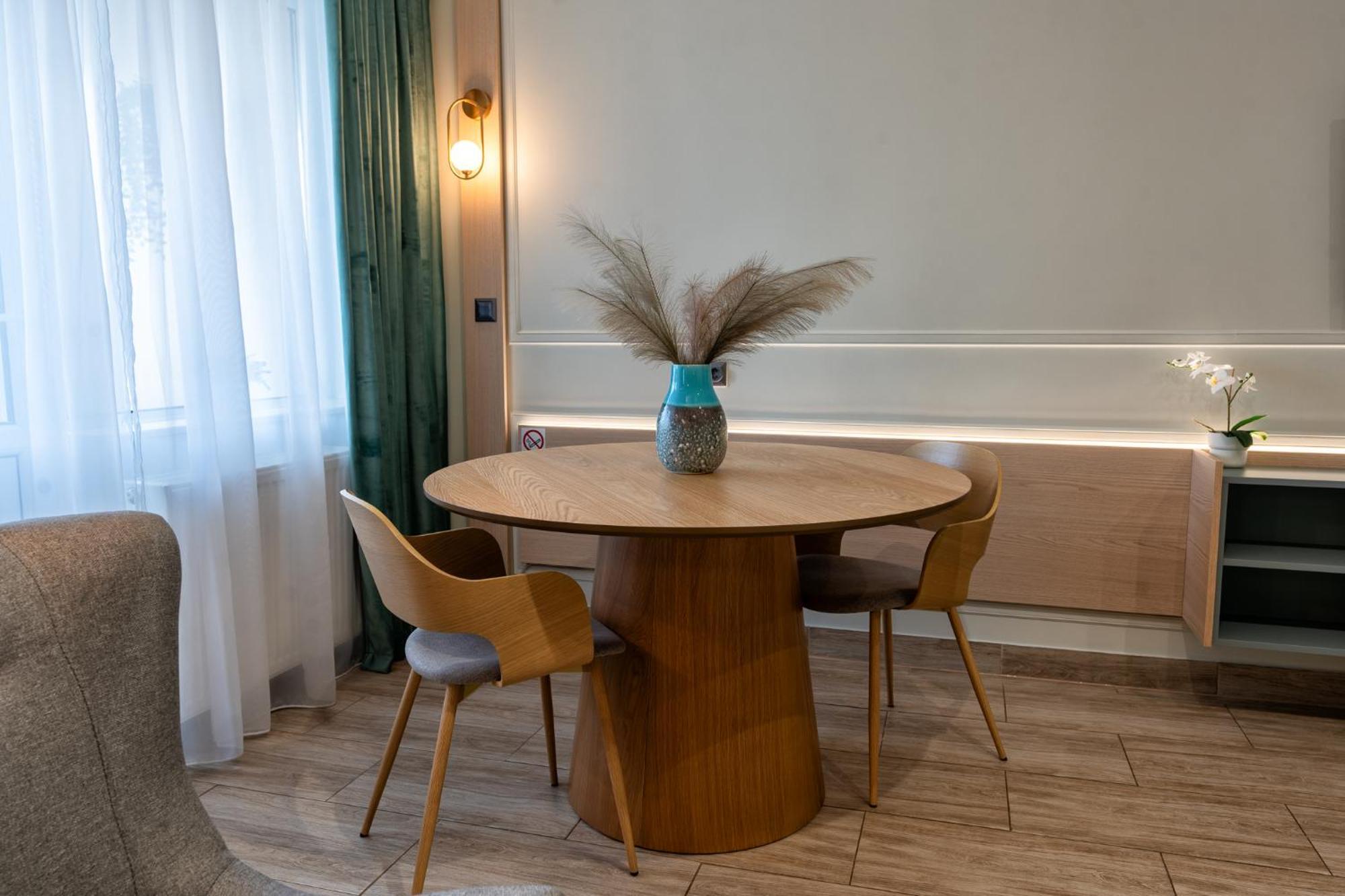 Marcos Studio Nice And Cozy ピテシュティ エクステリア 写真